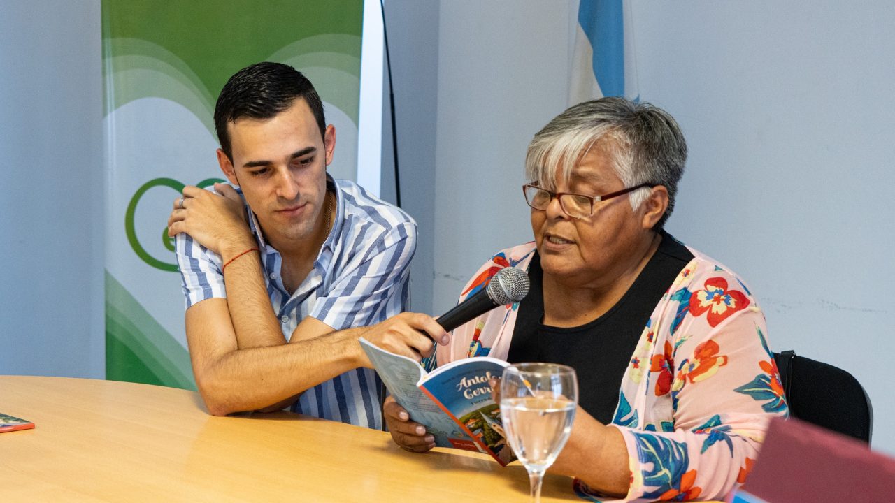 Taller creativo para adultos mayores: Cerrillos apuesta a la experiencia cómo literatura