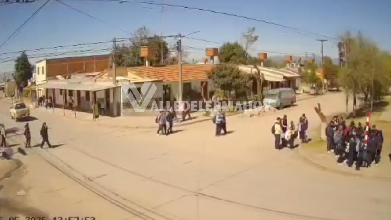 Preocupación en Barrio El Portal: Menor en moto atropelló a una estudiante y huyó 