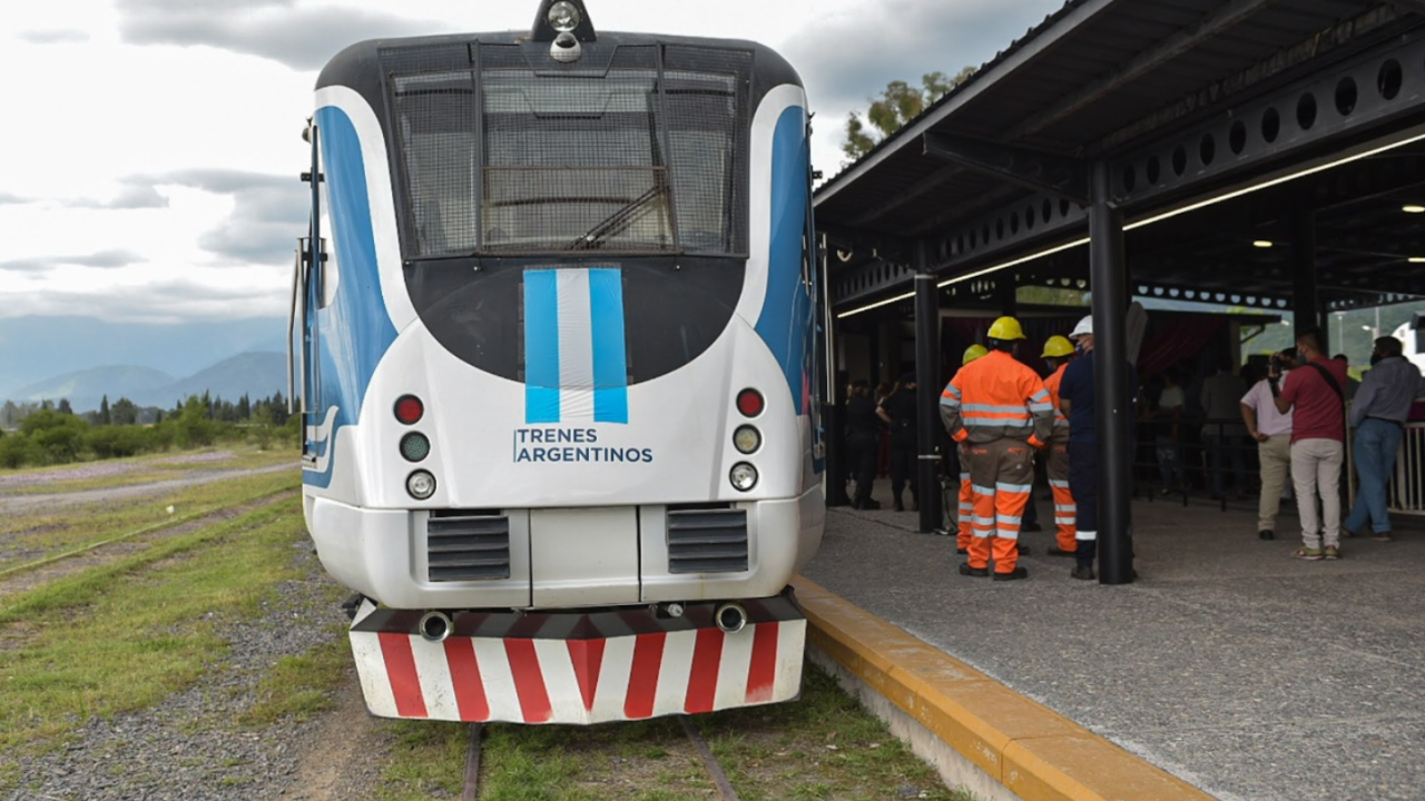 Otra suspensión del tren urbano: Una señal de alerta sobre el futuro del servicio