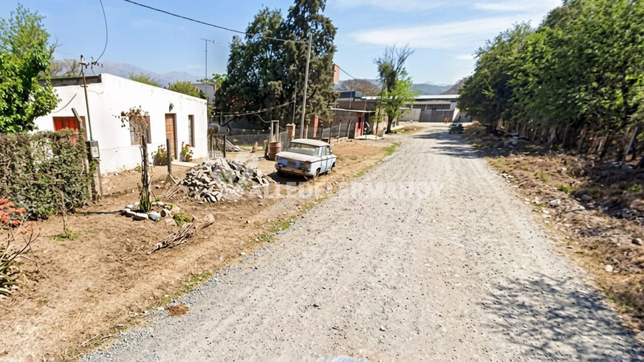 La buscaron como desaparecida, investigaron a su novio y la encontraron con otro hombre en Cerrillos
