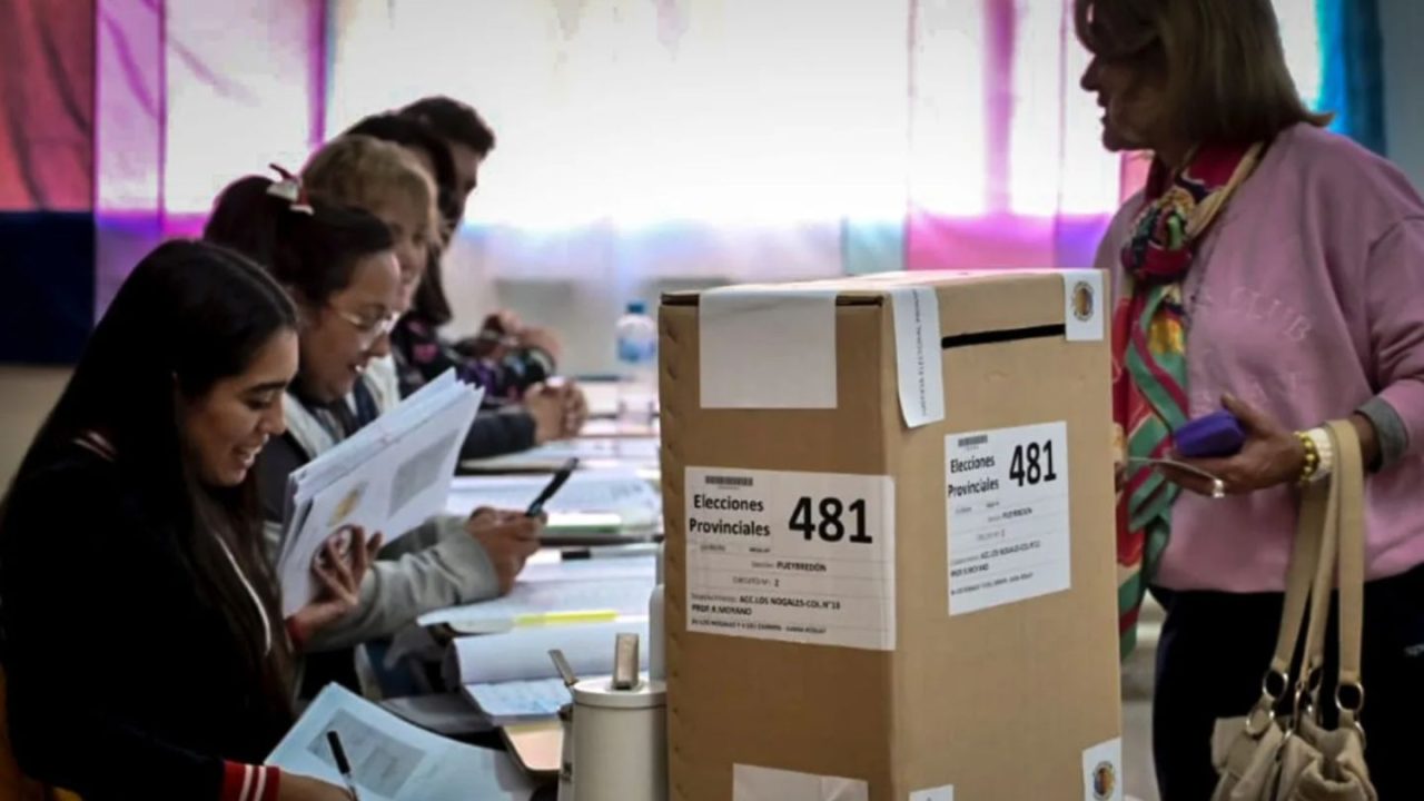 Las elecciones de gobernador, legisladores e intendentes serán en mayo de 2027