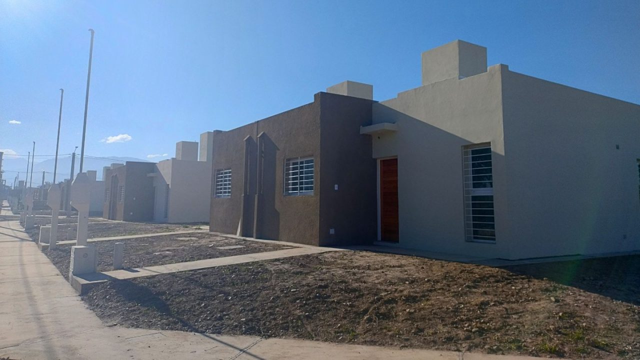 El IPV cierra este domingo la inscripción para el sorteo de 93 viviendas en Rosario de Lerma
