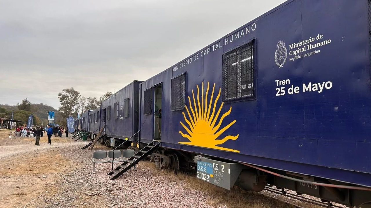 El Tren “25 de Mayo” atendió a más de 3.000 personas en Campo Quijano