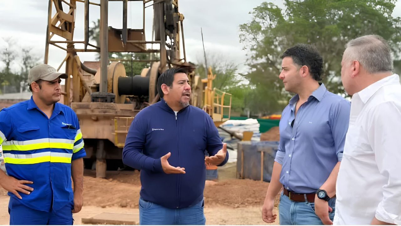 La Provincia inició la construcción de un nuevo pozo para mejorar el servicio de agua a 3.200 vecinos de Pichanal