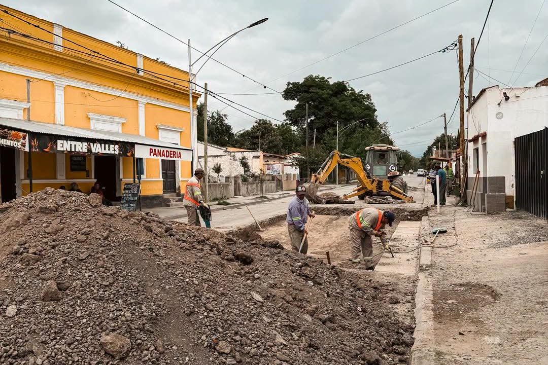 Bacheo en calles principales de Cerrillos: Habrá desvíos y cambios en el recorrido de colectivos